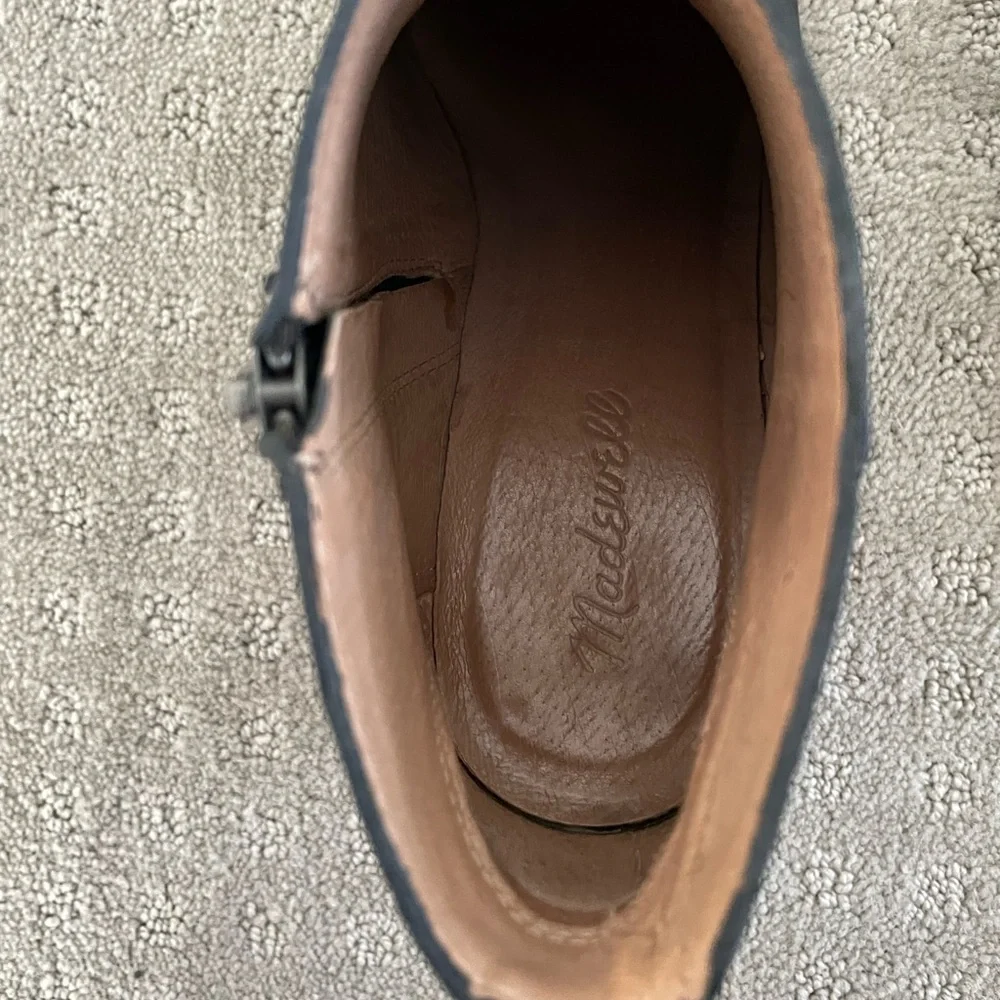 Madewell Leather Bootie - Picture 5 of 10